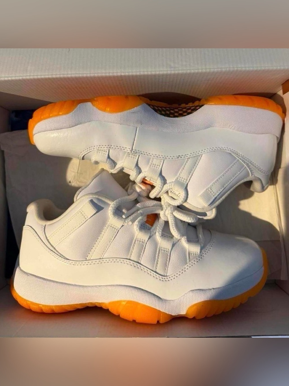 Air Jordan 11 low citrus